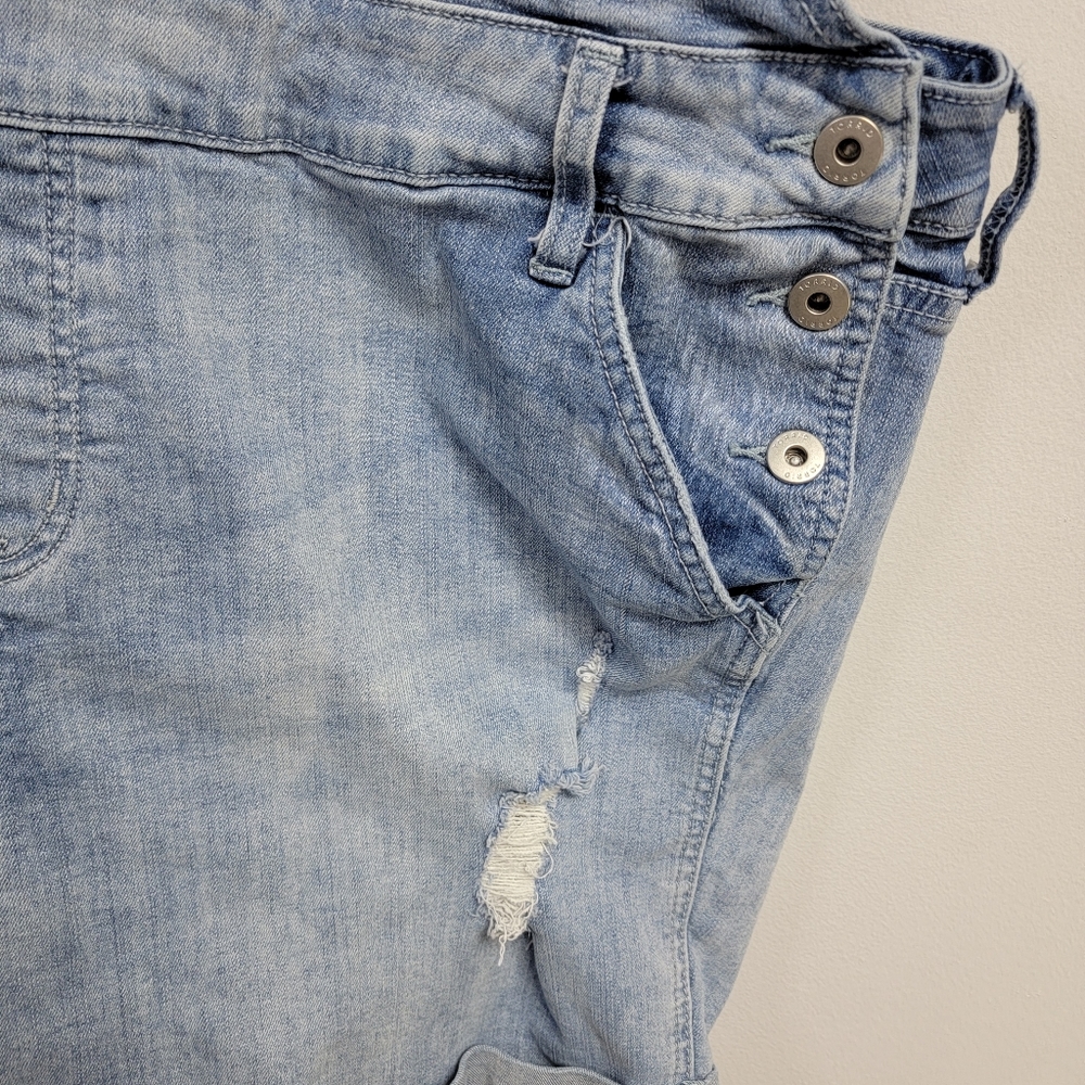 Torrid Shortall Vintage Stretch Light Wash Sz 22 Distressed Cuffed Denim Jumper - Picture 4 of 14